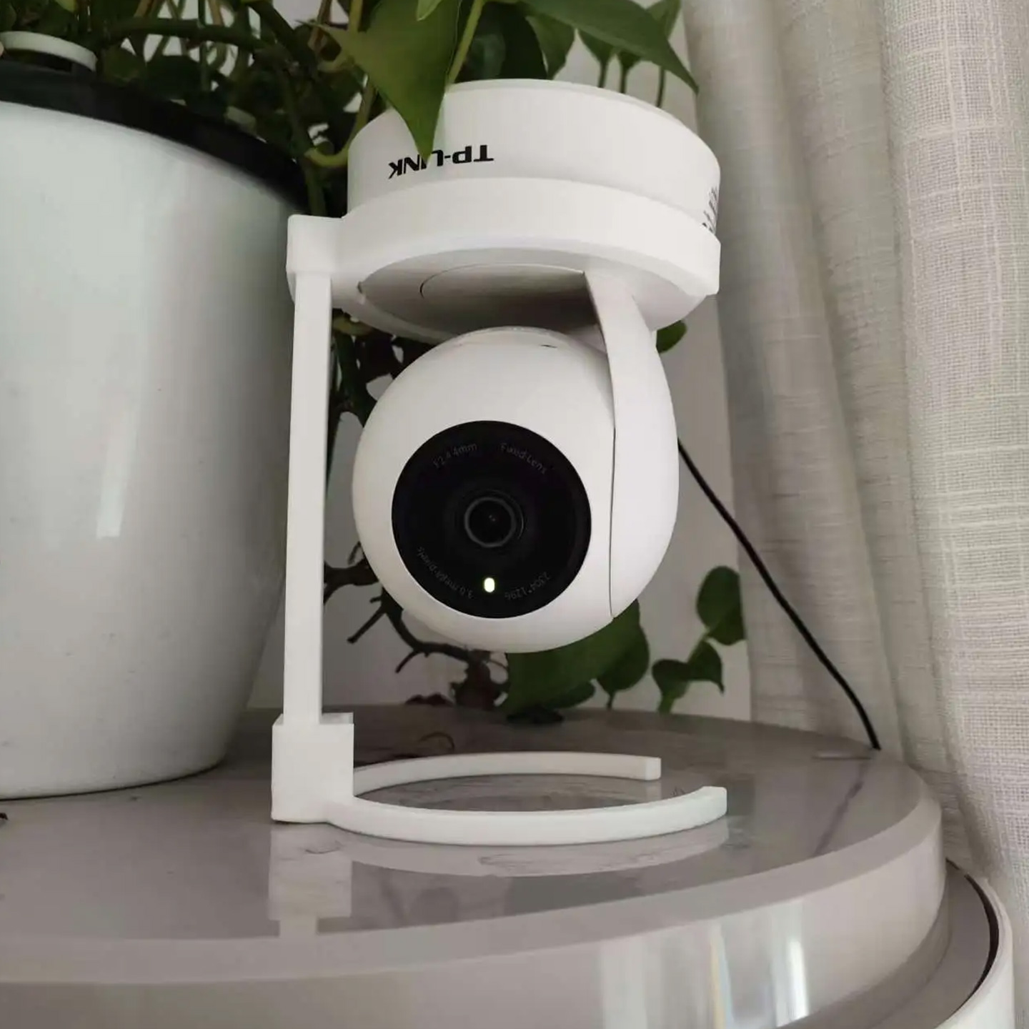 Supporto per Telecamera a Sosp - Eufy Camera E220 recensione e prezzo